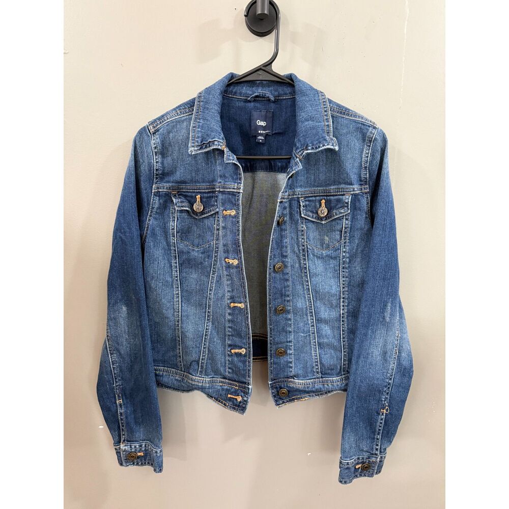 Medium GAP dark blue jean jacket